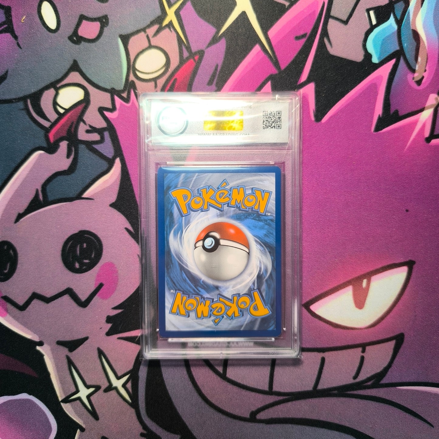 Hunduster Obsidian Flames AA Grading 8.5 NM-Mint